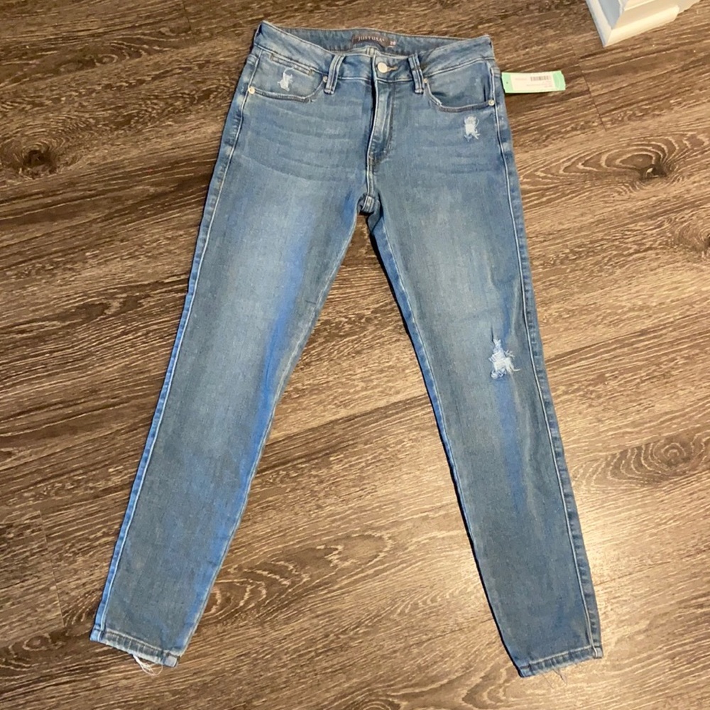 JustUSA Vale Distressed Jeans